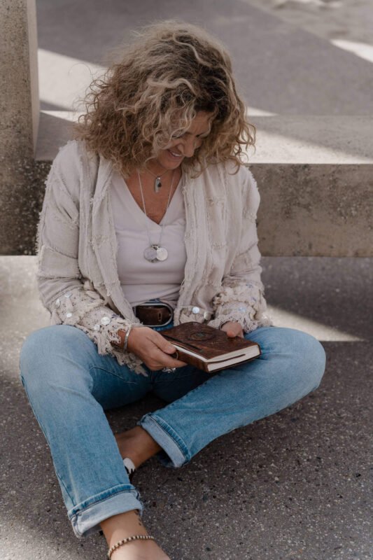 Over Mij Betrouwbaar Medium Reiki Energy Praktijk Aurora